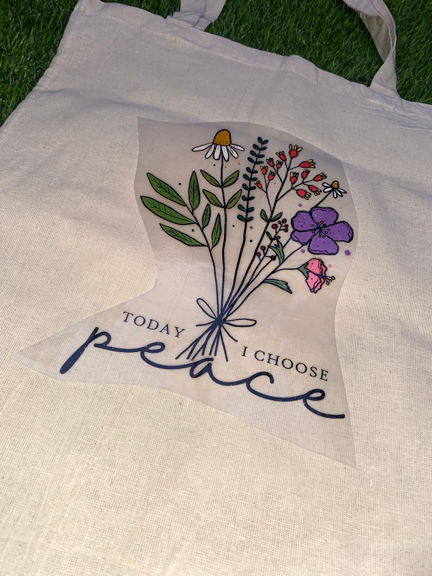 Flower themed tote bags